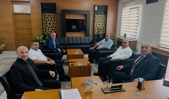 İl Genel Meclisi üyeleri İŞKUR İl Müdürü Saraçoğlu’nu Ziyaret Etti