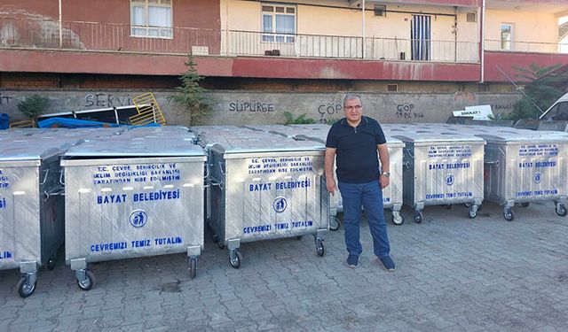 Bayat’a 82 Yeni Çöp Konteyneri