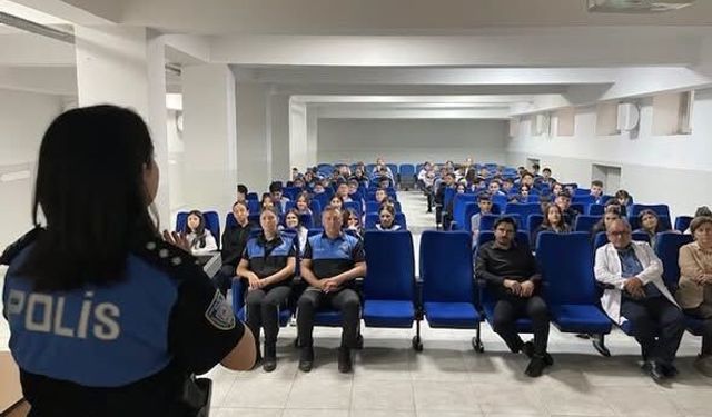 Toplum Destekli Polis Öğrencilerle bir Araya Geldi