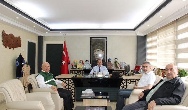 İskilip Yeşilay İlçe Temsilciliğinden Kaymakam Ramazan Polat’a ziyaret