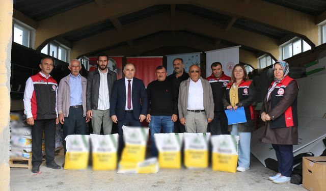 Üreticilere konola tohumu dağıtıldı