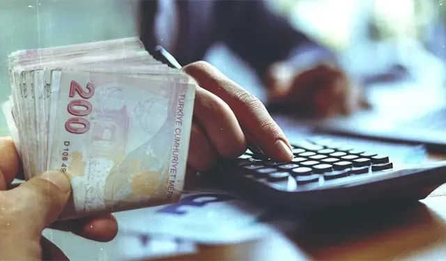 Memur ve Emekliyi Ocak Ayında 2 Sürpriz Bekliyor