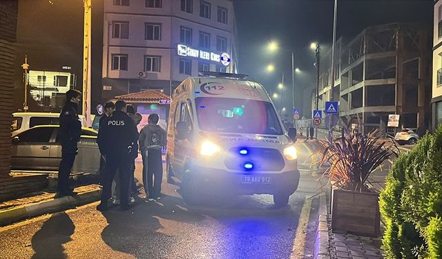 Bıçaklı saldırıda canını zor kurtardı