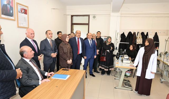 Vali Ali Çalgan: “İskilip’te eğitim üretime, üretim istihdama dönüşüyor”