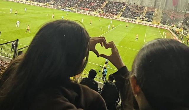 Çocuklar Çorum FK Maçını tribünlerden izledi