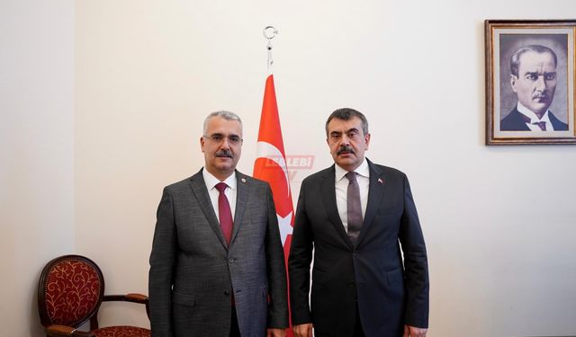 Ahlatcı, Çorum’un Eğitim Taleplerini Bakan Tekin’e İletti