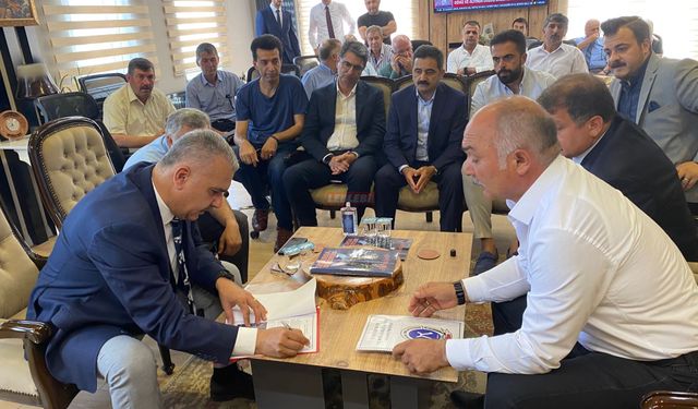 Ak Parti Çorum Milletvekili Ahlatcı, İlçeleri Gezerek Talepleri Yakından Dinliyor
