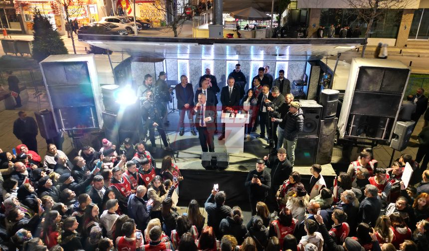 CHP'li Cemal Enginyurt Çorum’da Esti: "Sarayda Ekrem Korkusuyla Uyuyamıyorlar!"