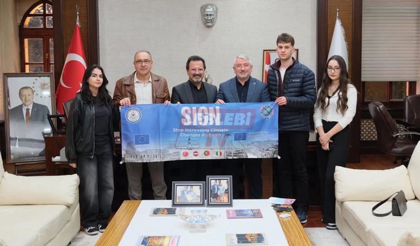 Portekiz’e Gidecek Öğretmen Ve Öğrencilerden Başkan Aşgın’a Ziyaret