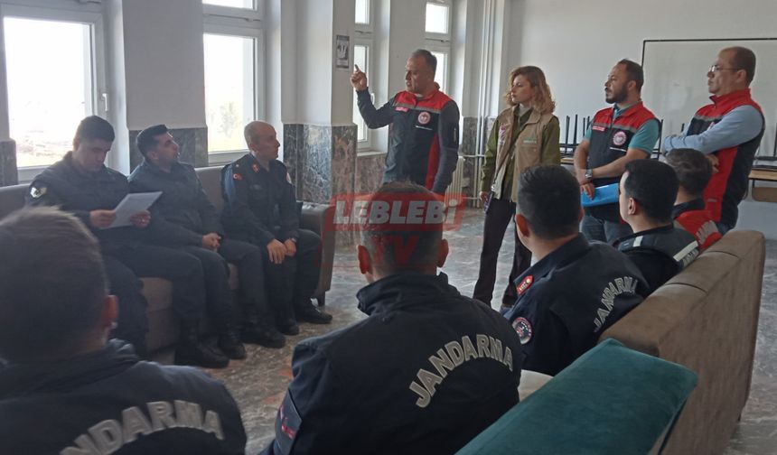 Jandarma Ekiplerine Hayvan Ve Hayvansal Ürün Sevkiyatı Anlatıldı
