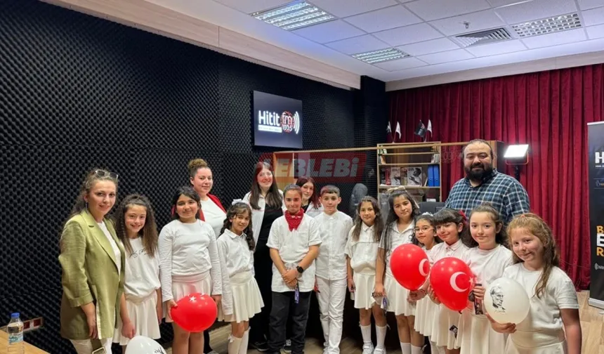 Hitit FM’de Minikler Mikrofon Başında
