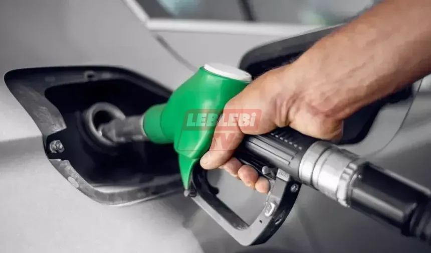 Benzine 1.5 TL. Zam Geldi, Motorine de 1.83 TL Zam Bekleniyor