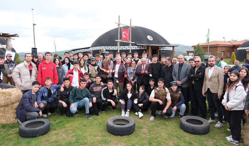 Türkiye’de Bir İlk: Öğrenciler Oklarla Savaştı