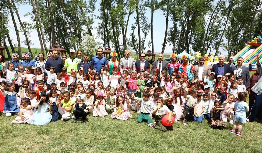 Alaca’da 4-6 Yaş Çocuk Şenliği Düzenlendi