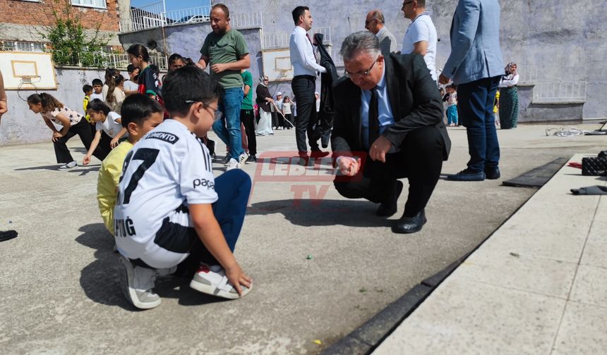 Oğuzlar Protokolü Çocuklarla Oyun Oynadı
