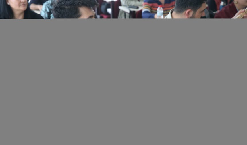 Farklı Meslek Gruplarından Oluşan Koro Konsere Hazırlanıyor