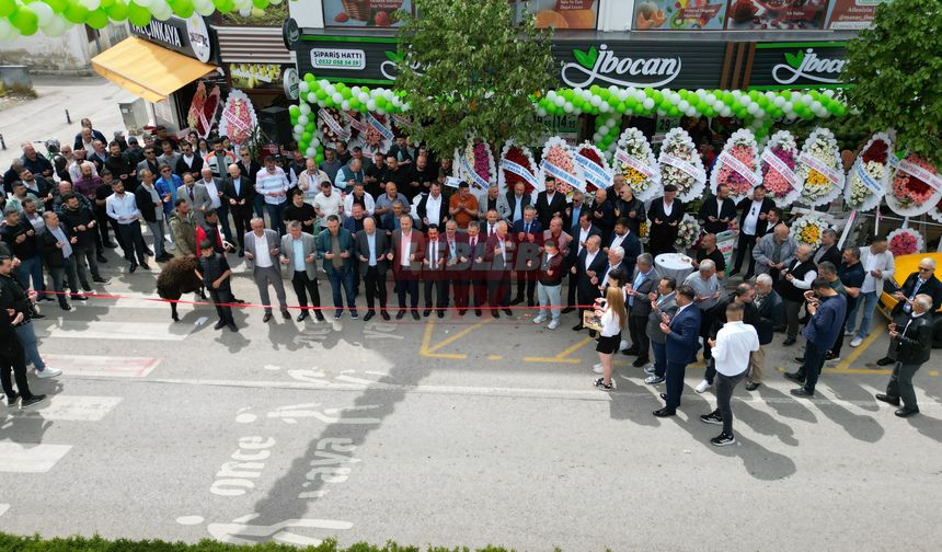 Manav İbocan’ın İkinci Şubesi Dualarla Hizmete Açıldı