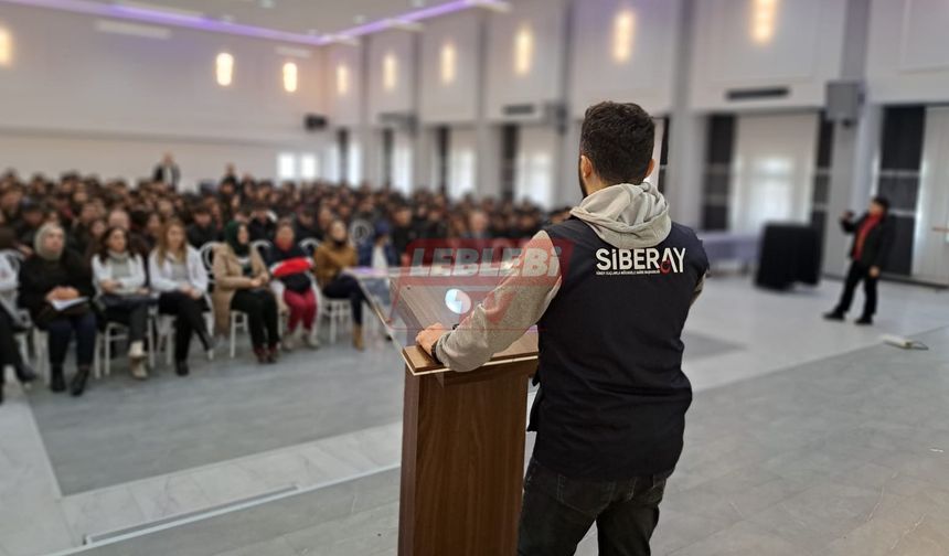 Öğrencilere Siber Suçlar Anlatıldı
