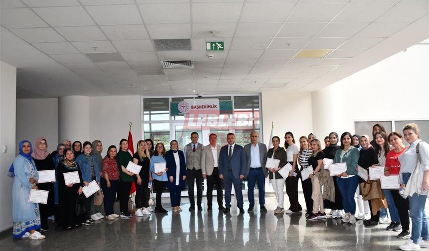 Normal Doğum Eylem Planı Kapsamında Ebelere Eğitim