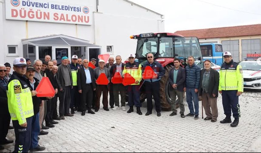 Jandarma Çiftçilere Reflektörün Önemini Anlattı