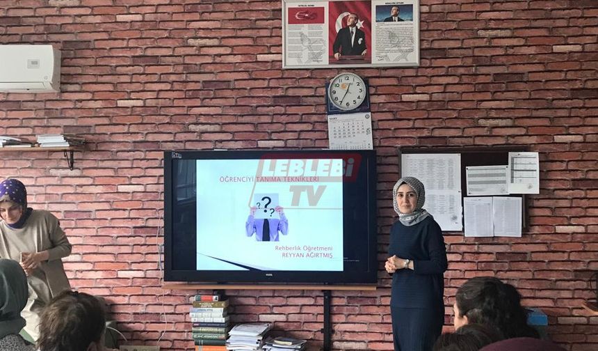 Aile İçinde Yalnızlaşan "Sosyal Yetim Çocuklar"In Sayısı Her Geçen Gün Artıyor