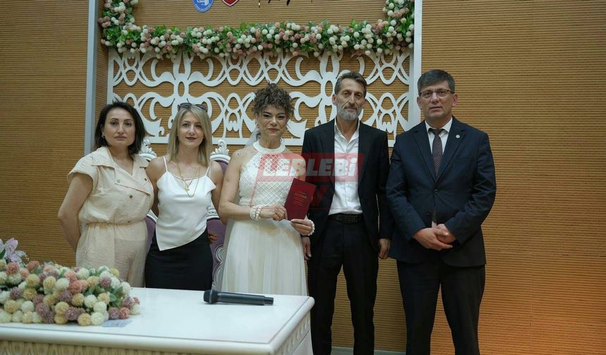 Nurten Ve Yavuz Çiftinin Mutlu Günü