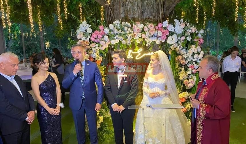 Diyetisyen İrem Badaköz Ve Dr. Emre Can Kaleycik çifti Dünyaevine Girdi