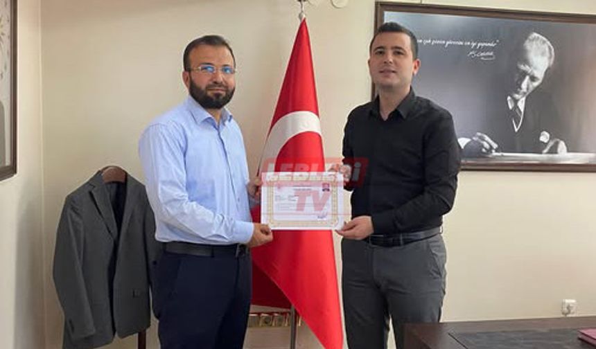 Laçin Kaymakamından Müftüye Başarı Belgesi