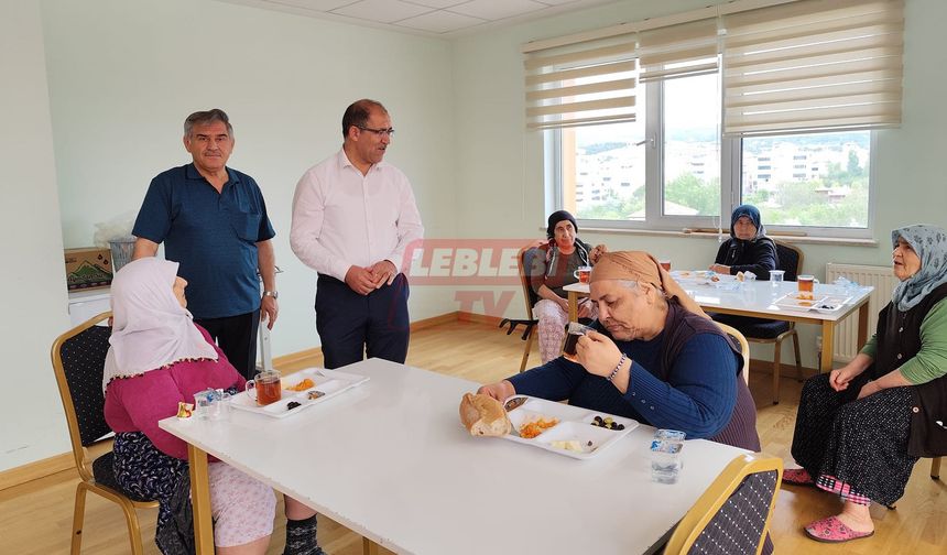 Aile ve Sosyal Hizmetler Müdürü Aydın Huzurevini Ziyaret Etti
