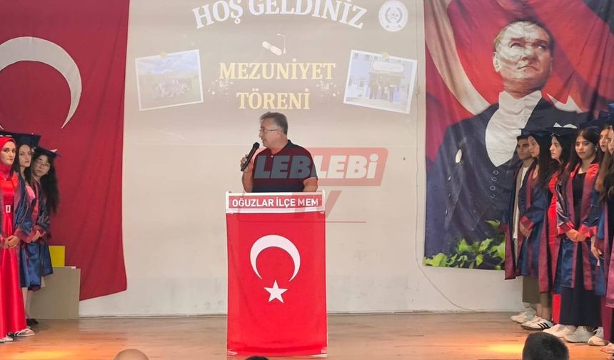 Başkan Cebeci Öğrencilerin Mezuniyet Sevincine Ortak Oldu