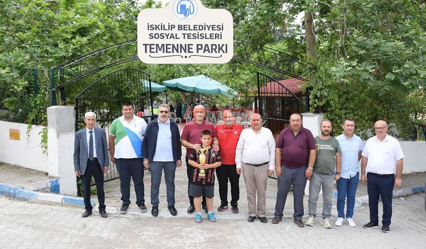 Spora Gönül Veren Gençlerin Yanındayız”