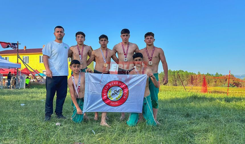 İskilipli Güreşçiler Tokat’tan Madalyalarla Döndü