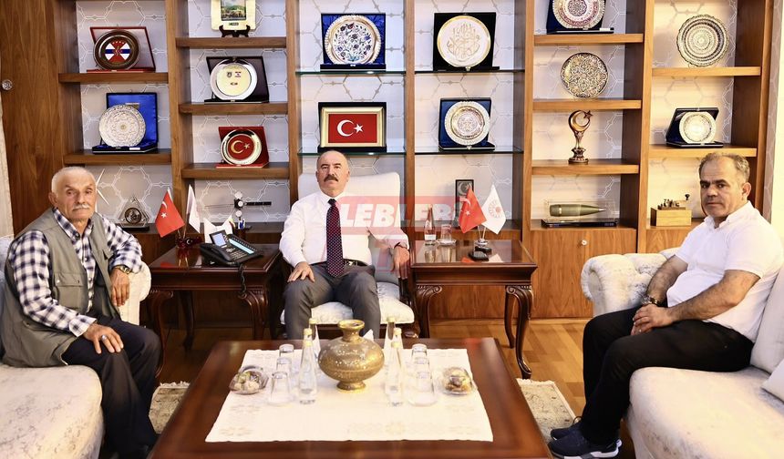 Vali Çalgan Şehit Babasını Ağırladı
