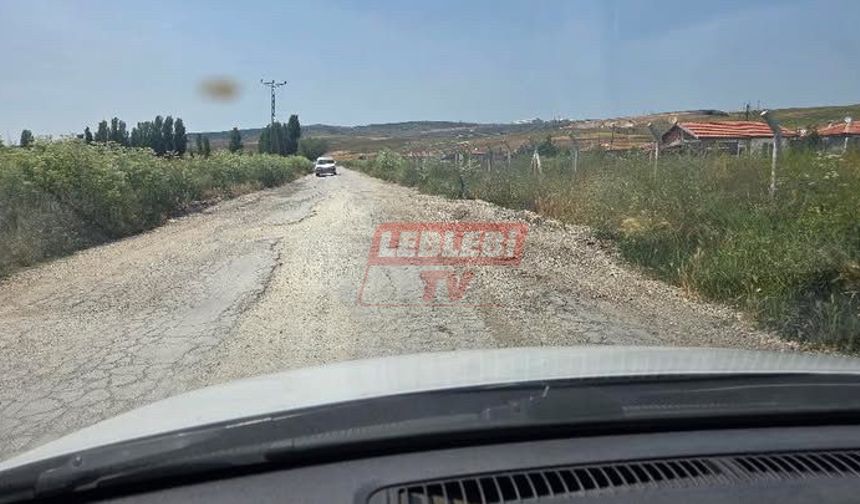 Bozulan Tatar Köyü Yolu Tehlike Saçıyor