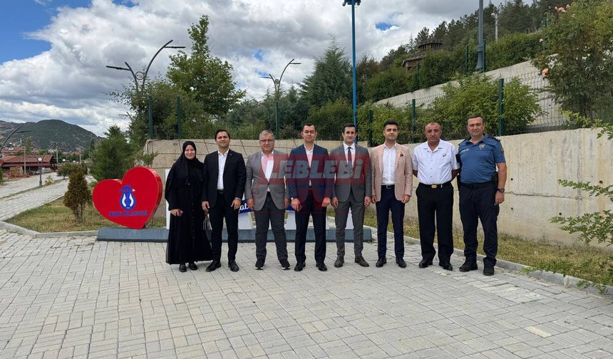 Başkan Ünlü, İlçeden Ayrılan Kaymakam Yüce ve Cumhuriyet Savcılarını Uğurladı