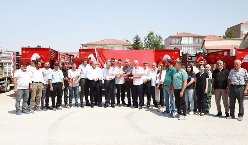 Çiftçilere %70 Hibeyle Yem Karma Makinesi Dağıtıldı