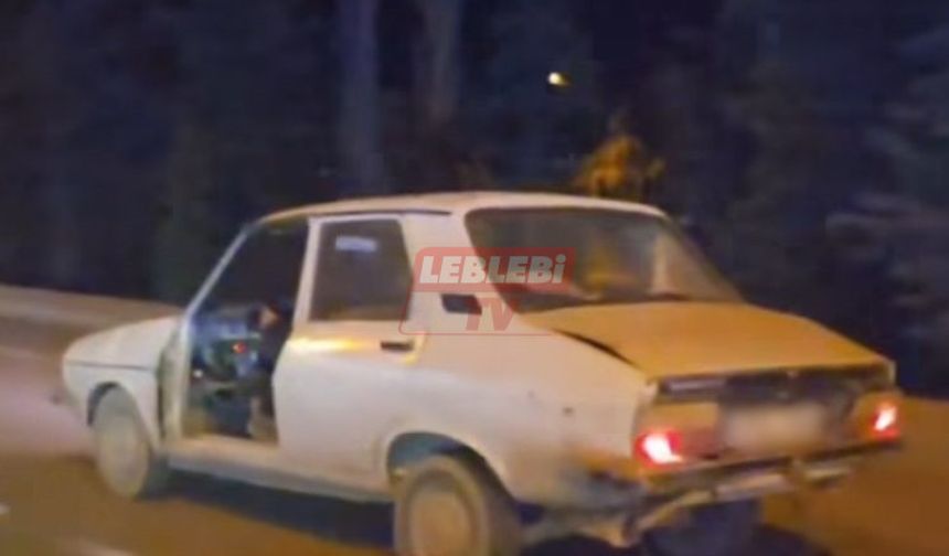 Sürücü Serinlemek İçin Kapıyı Söktü