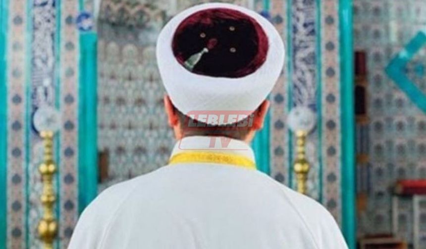 Diyanet Dar ve Kısa Giyen Kadınları Hedef Aldı