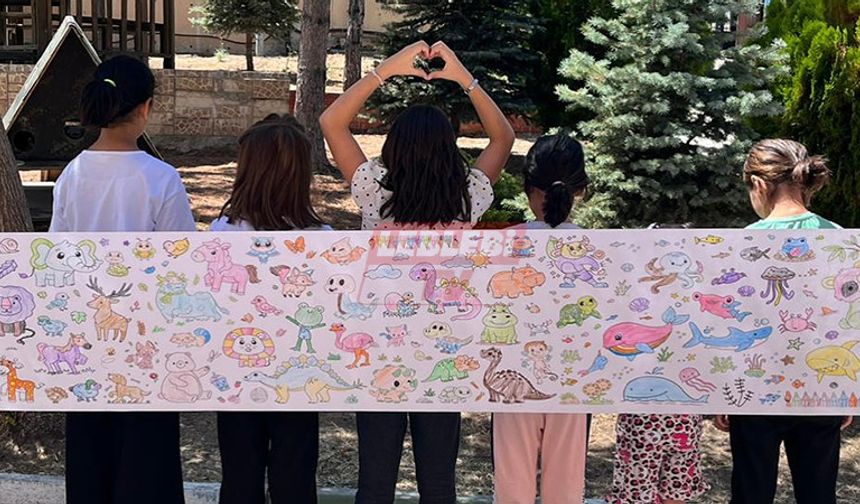Korunmaya Muhtaç Çocuklar Boyama Yaptı