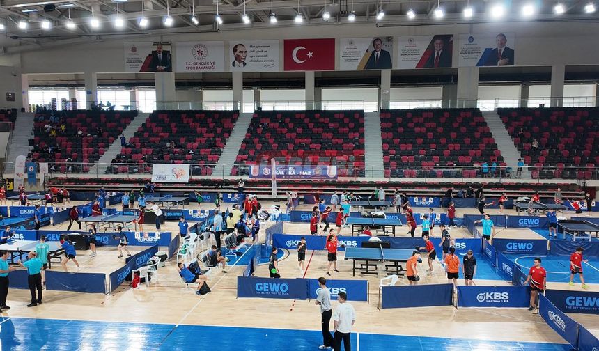 Çorum’da Masa Tenisi Şöleni Başladı