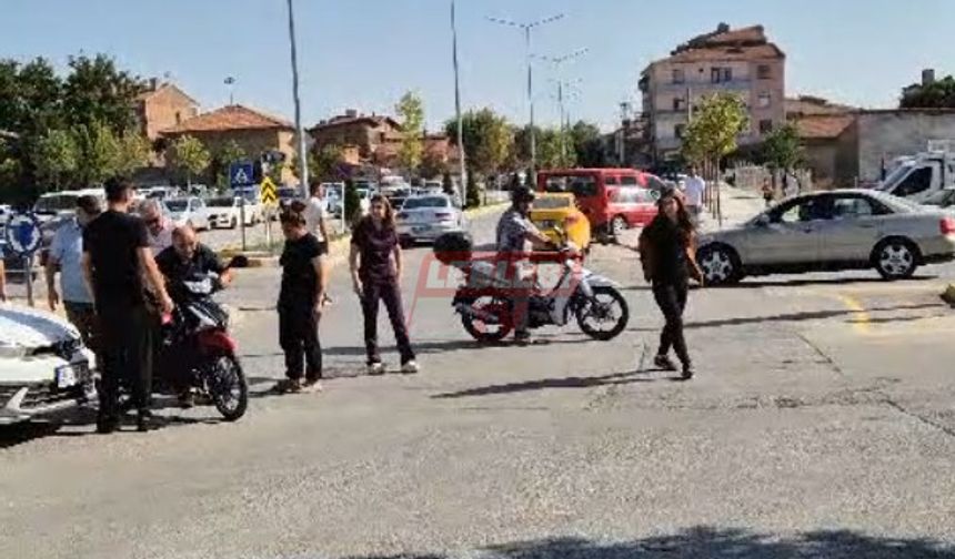 Otomobile Çarpmamak İçin Kendi Canını Hiçe Saydı