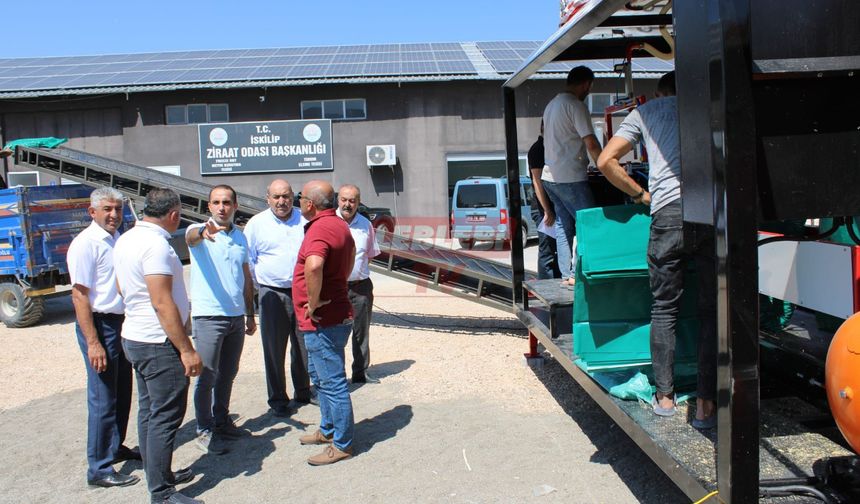 İskilip'te Küspe-Silaj Paketleme Makinesi Hizmete Girdi