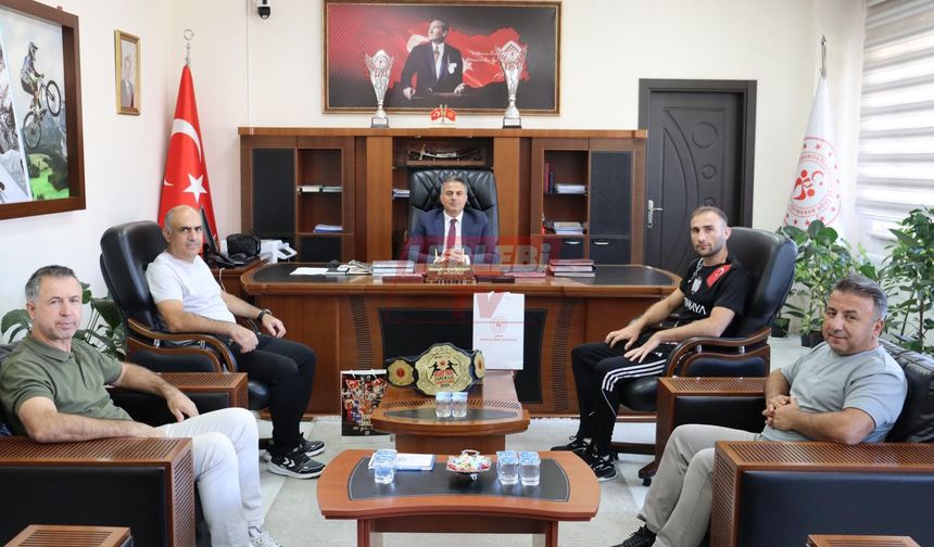 Muay Thai Şampiyonundan Demirkıran’a Ziyaret