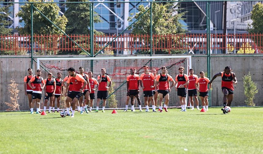 Arca Çorum FK, İstanbul Hazırlıklarına Devam Ediyor