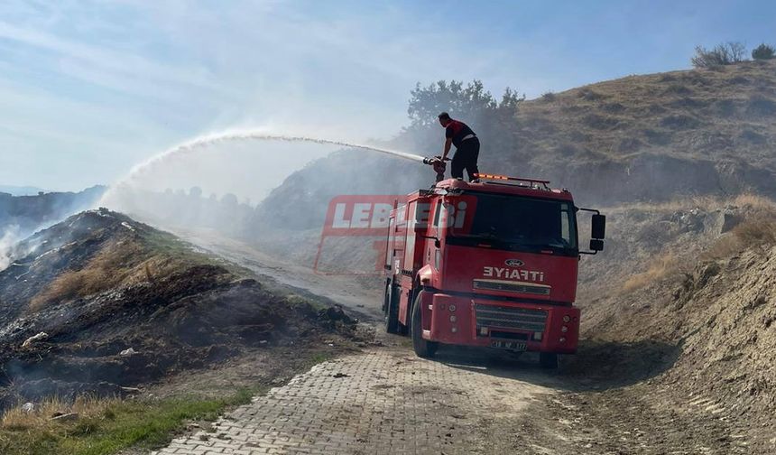 Yanan Gübre Yığını İtfaiye Söndürdü