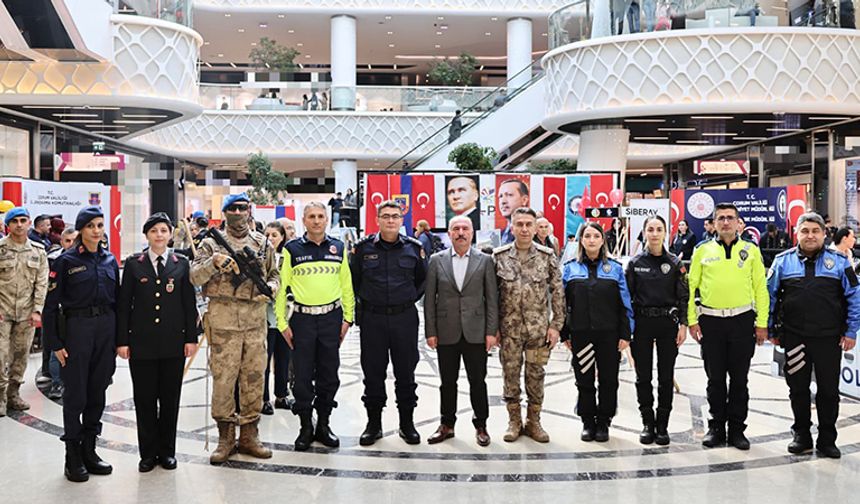 “Güvenlik Güçlerimiz Milletin Gönlünde Müstesna Bir Yere Sahip"