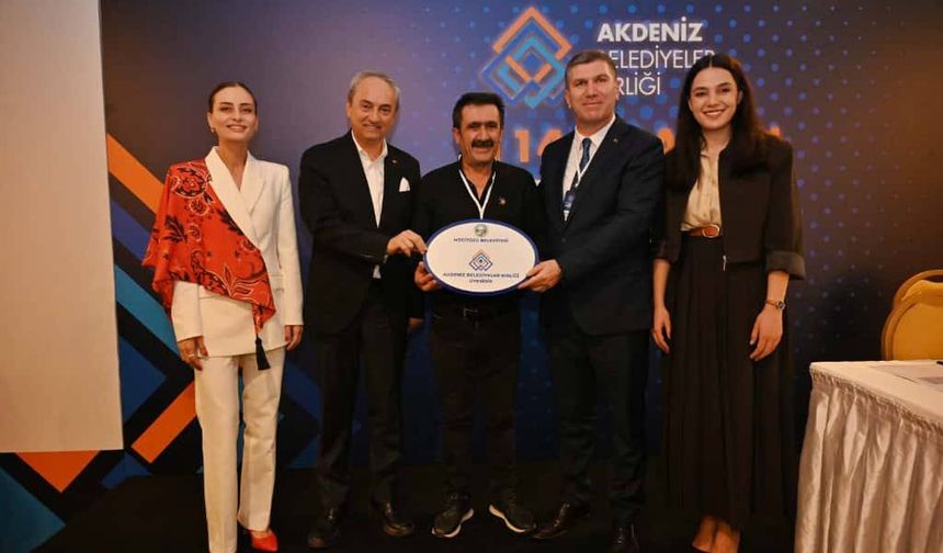 Başkan Aylar ve Başkan Bilgin, Akdeniz Belediyeler Birliği Toplantısı’na Katıldı