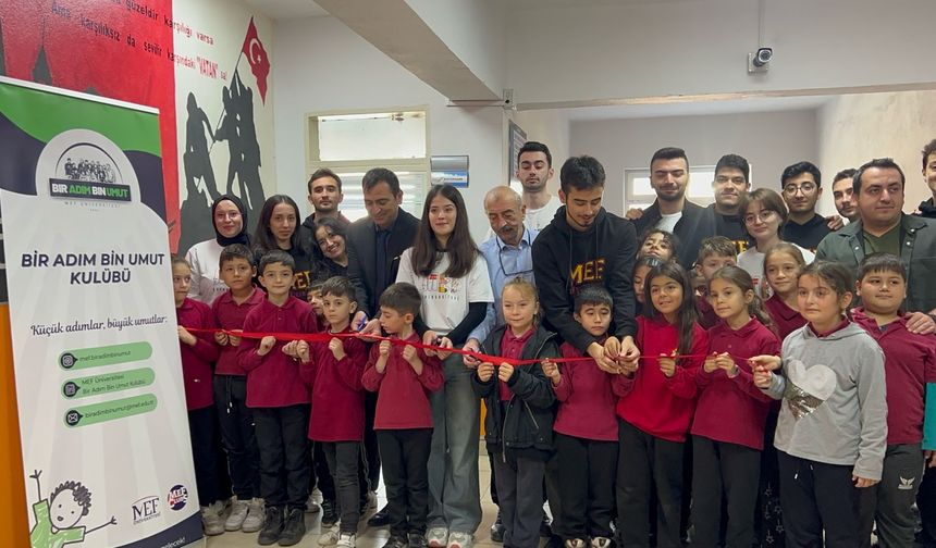 Üniversite Öğrencilerinden Köy Okuluna Kütüphane Ve Oyun Odası Desteği