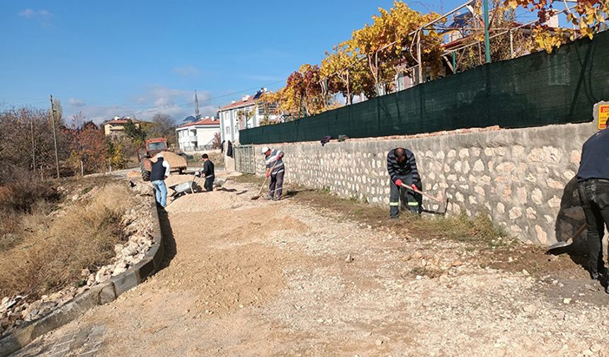 Laçin’de Yol Genişletme Yapıldı
