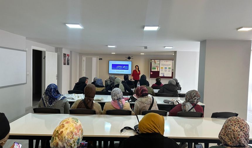 Kursiyerlere İnme Eğitimi Verildi